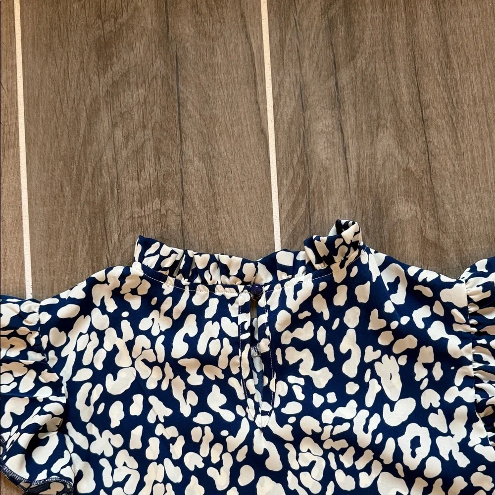 Blue and White Animal Print Blouse - Picture 5 of 5